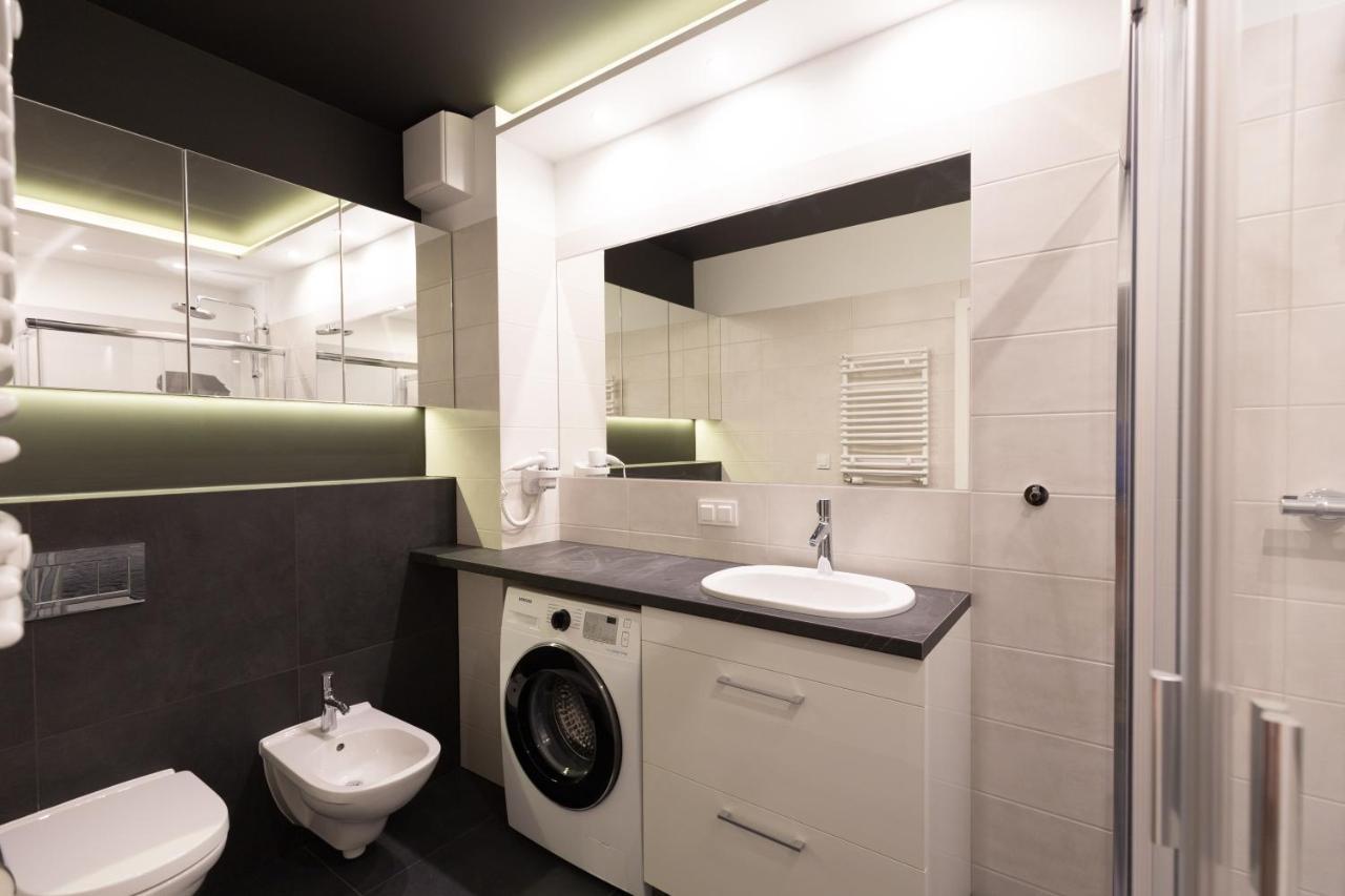 Apartlogy Aura2 78 - Experience Intelligent Living While Travelling Apartment Gdansk Exterior photo